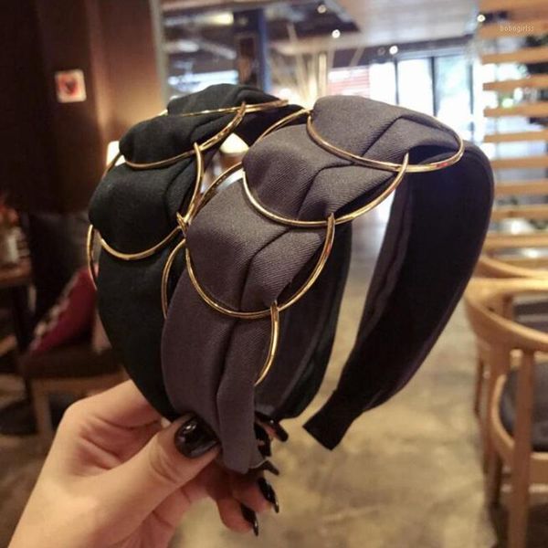 high-end boutique hair accessories women's gold ring cross stitching fabric wide-brimmed fashion hairband headband band1
high-end boutique hair accessories women's gold ring cross stitching fabric wide-brimmed fashion hairband headband band1