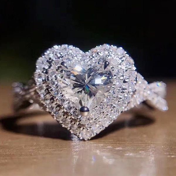 wedding rings elegant silver color heart shaped white zircon crystal women's ring classic fashion women bridal engagement jewelry, Slivery;golden
wedding rings elegant silver color heart shaped white zircon crystal women's ring classic fashion women bridal engagement jewelry, Slivery;golden