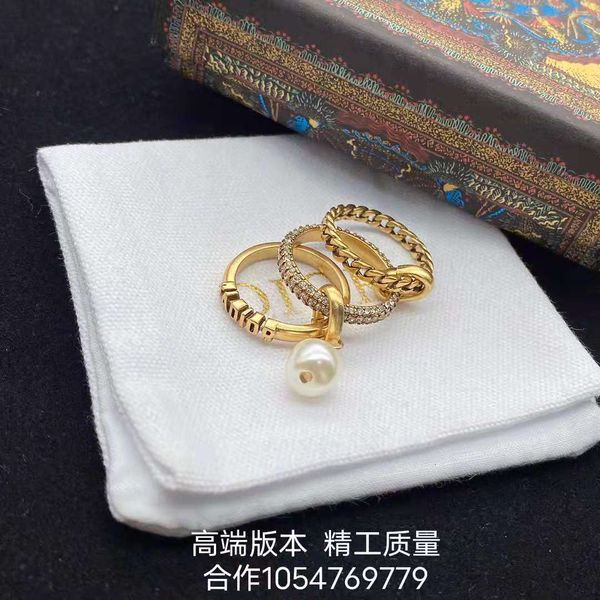 ring d family / di female cd letter personality diamond inlaid temperament, Silver
ring d family / di female cd letter personality diamond inlaid temperament, Silver