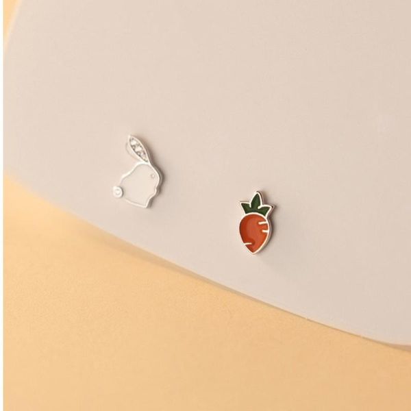 stud 925 sterling silver cute red carrot white asymmetrical small cz studs earrings jewelry for women girls, Golden;silver
stud 925 sterling silver cute red carrot white asymmetrical small cz studs earrings jewelry for women girls, Golden;silver
