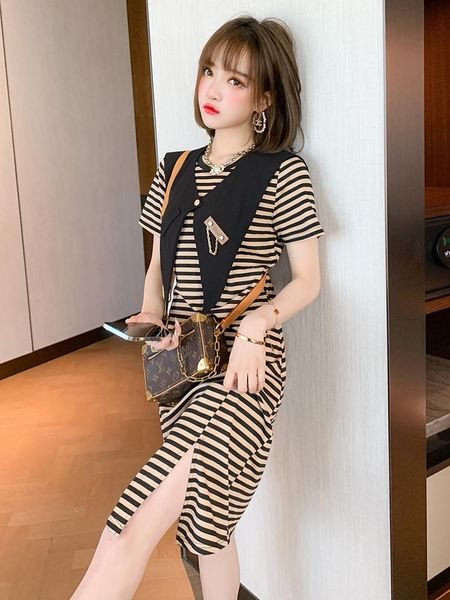 casual dresses removable cape stereo badge bump color stripe split dress female amoi, Black;gray
casual dresses removable cape stereo badge bump color stripe split dress female amoi, Black;gray
