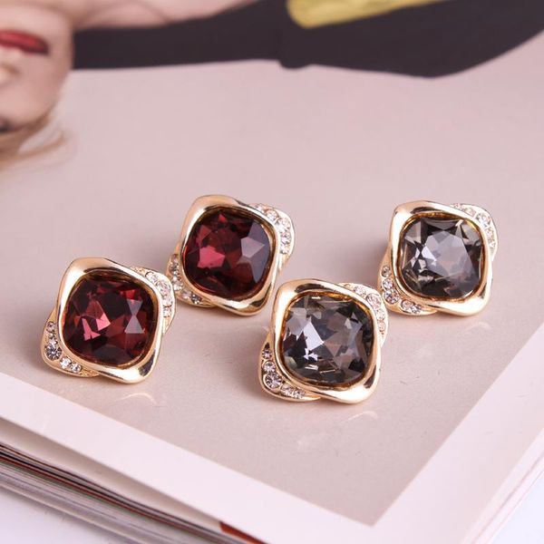 fashion personality red gray square semi-precious stones earrings female rhinestone ear jewelry stud, Golden;silver
fashion personality red gray square semi-precious stones earrings female rhinestone ear jewelry stud, Golden;silver