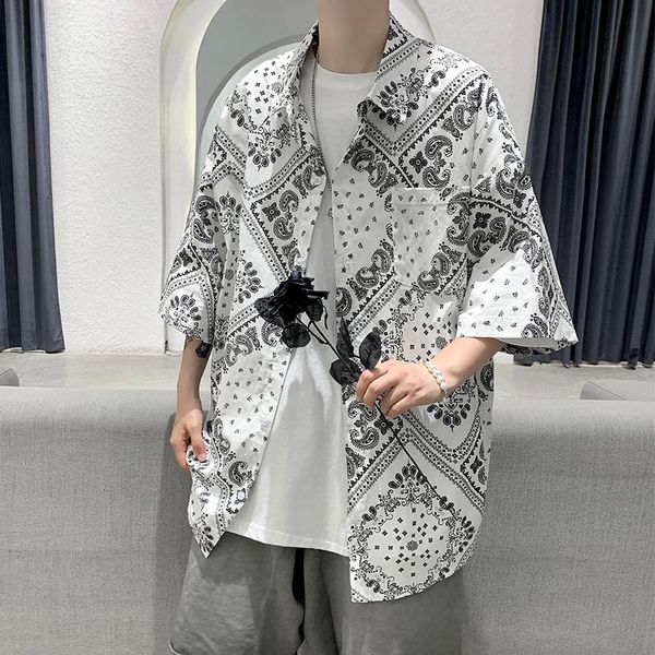 men's casual shirts brand 2021 beach summer print flower short sleeves hawaii collar korea style shirt for harajuku clothing, White;black
men's casual shirts brand 2021 beach summer print flower short sleeves hawaii collar korea style shirt for harajuku clothing, White;black