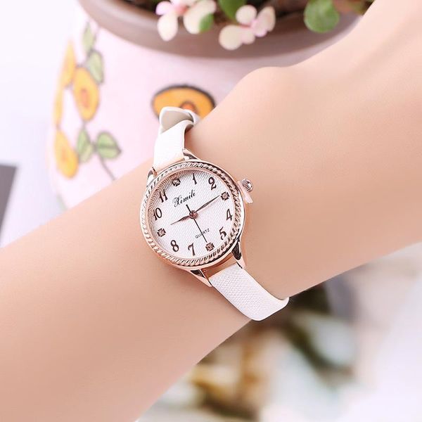wristwatches 2021 fashion ladies watch simple romantic perfect relogio feminino, Slivery;brown
wristwatches 2021 fashion ladies watch simple romantic perfect relogio feminino, Slivery;brown