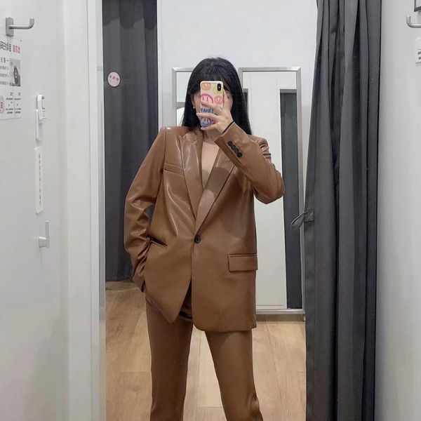 women's suits & blazers pu leather blazer punk solid color single button casual office suit motorcycle hip streetwear commute 2021 wome, White;black
women's suits & blazers pu leather blazer punk solid color single button casual office suit motorcycle hip streetwear commute 2021 wome, White;black