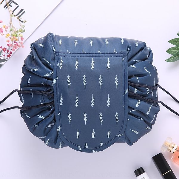VXe korean cosmetic cosmetic lazy make-up japanese and korean small fresh drawstring style make-up large storage bags capacity women's bag
VXe korean cosmetic cosmetic lazy make-up japanese and korean small fresh drawstring style make-up large storage bags capacity women's bag