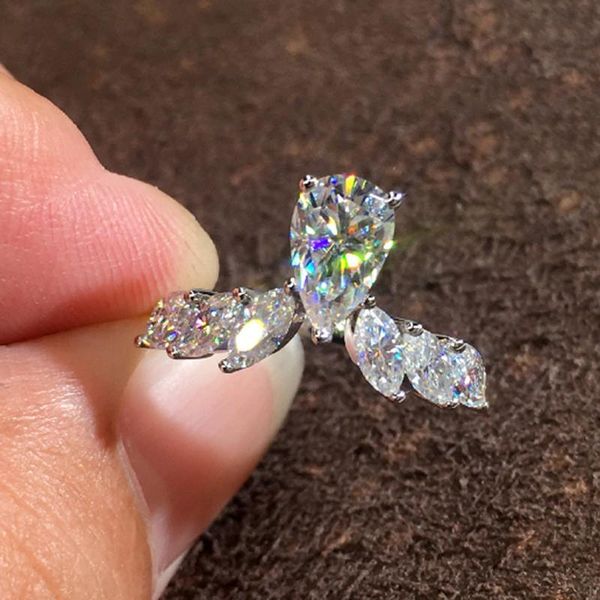 wedding rings wukalo female cubic zirconia modern design accessories fashion jewelry silver color women engagement ring, Slivery;golden
wedding rings wukalo female cubic zirconia modern design accessories fashion jewelry silver color women engagement ring, Slivery;golden