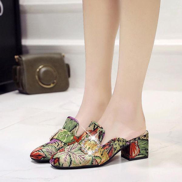 slippers high heel women mules shoes rhinestone buttons thick summer outdoor sandals 2021, Black
slippers high heel women mules shoes rhinestone buttons thick summer outdoor sandals 2021, Black