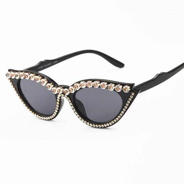 sunglasses brand designer crystal cat eye women rhinestone vintage party sun glasses fashion cool1, White;black
sunglasses brand designer crystal cat eye women rhinestone vintage party sun glasses fashion cool1, White;black