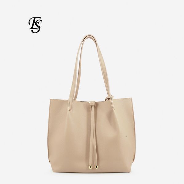 messenger bags messenger bagsshoulder double portable sided pu women's summer 2021 fashion simple large capacity bag litchi check patte
messenger bags messenger bagsshoulder double portable sided pu women's summer 2021 fashion simple large capacity bag litchi check patte