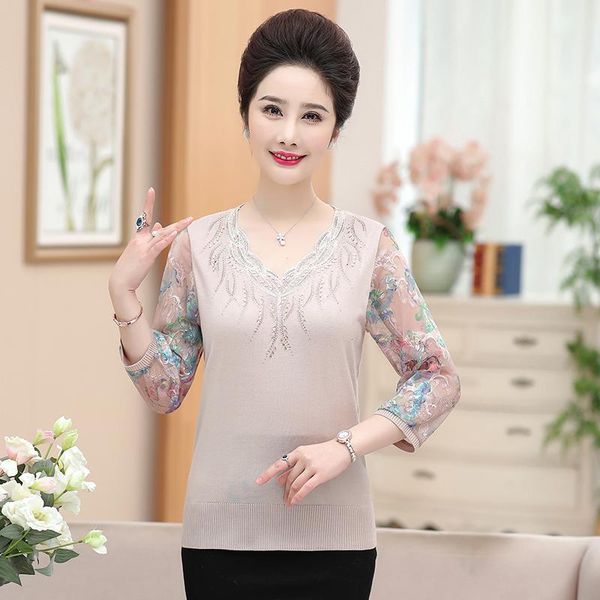 women's sweaters 2021 autumn women flowers knitted thin pullover v-neck elegant mother's beaded chiffon sleeve floral sweater shir, White;black
women's sweaters 2021 autumn women flowers knitted thin pullover v-neck elegant mother's beaded chiffon sleeve floral sweater shir, White;black