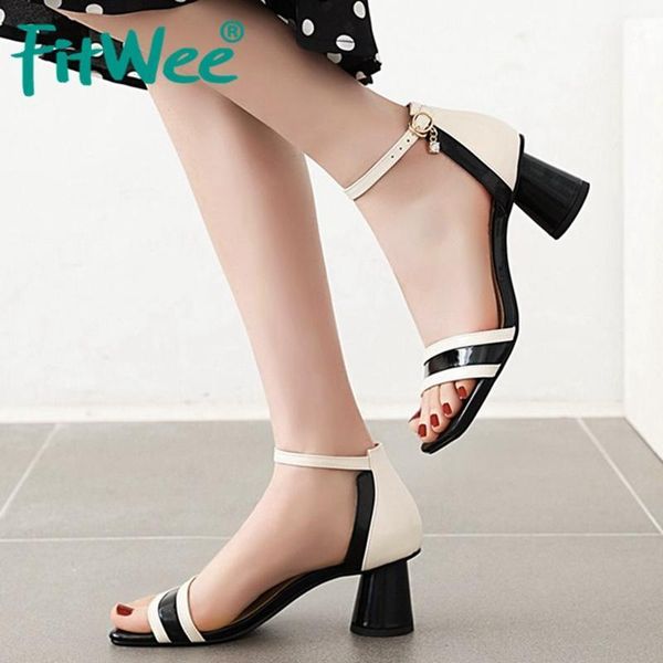 sandals fitwee 2021 summer shoes women thick high heel mixed color patent leather cover female footwear size 31-461, Black
sandals fitwee 2021 summer shoes women thick high heel mixed color patent leather cover female footwear size 31-461, Black