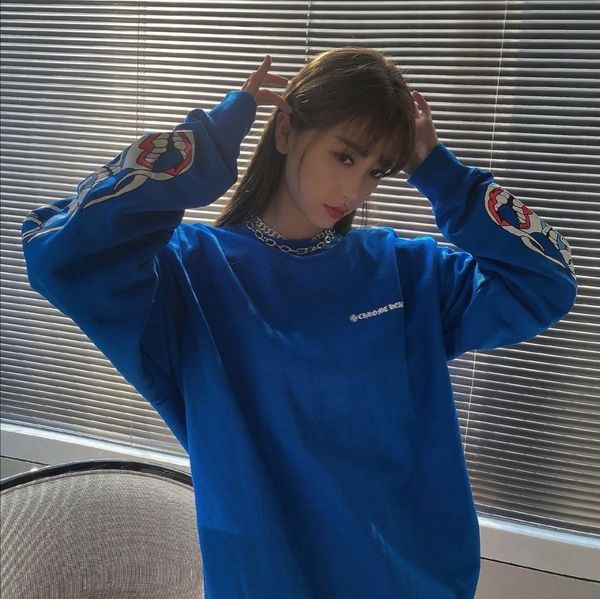 chrome/heartshearts men and women designer hoodies chrome ch letter cartoon print long-sleeved casual pullover, Black
chrome/heartshearts men and women designer hoodies chrome ch letter cartoon print long-sleeved casual pullover, Black