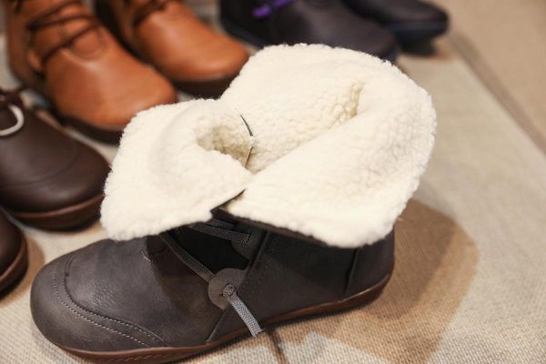 boots women's winter warm plush flat nude fashion lace-up short women retro casual shoes zapatos mujer, Black
boots women's winter warm plush flat nude fashion lace-up short women retro casual shoes zapatos mujer, Black