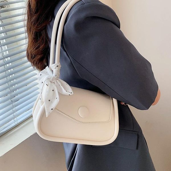 evening bags high-quality women's 2021 designer fashion one-shoulder messenger small square bag fresh underarm
evening bags high-quality women's 2021 designer fashion one-shoulder messenger small square bag fresh underarm