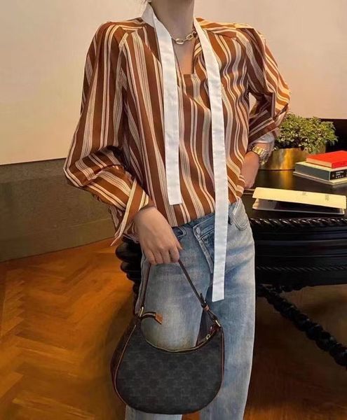 315 2021 Spring Summer Brand Same Style Shirt Fashion Women Clothes Striped Flowers Faluolan, White
315 2021 Spring Summer Brand Same Style Shirt Fashion Women Clothes Striped Flowers Faluolan, White