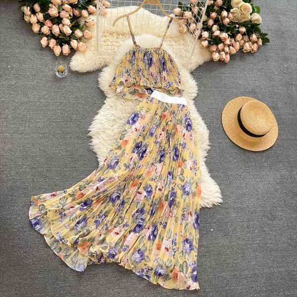 singreiny summer bohemian chiffon pleated womens tracksuits floral beach set sleeveless short strap high waist skirt two piece, Gray
singreiny summer bohemian chiffon pleated womens tracksuits floral beach set sleeveless short strap high waist skirt two piece, Gray