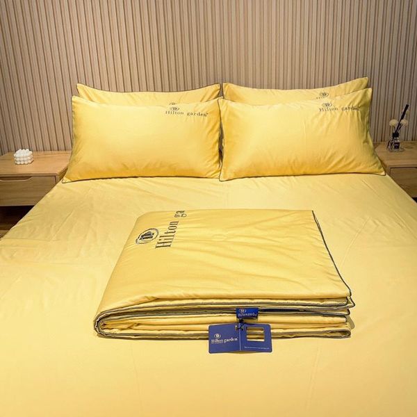 comforters & sets 2021 hilton silk summer quilt four-piece pillowcase sheet cool cover
comforters & sets 2021 hilton silk summer quilt four-piece pillowcase sheet cool cover