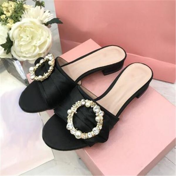 bling crystal new outdoor female zapatos mujer roud toe rome slippers fashion women shoes, Black
bling crystal new outdoor female zapatos mujer roud toe rome slippers fashion women shoes, Black