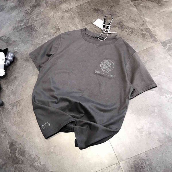 2022 factory wholesale new cro silver embroidery short sleeve t-shirt for women's summer cement grey cross a1, White
2022 factory wholesale new cro silver embroidery short sleeve t-shirt for women's summer cement grey cross a1, White