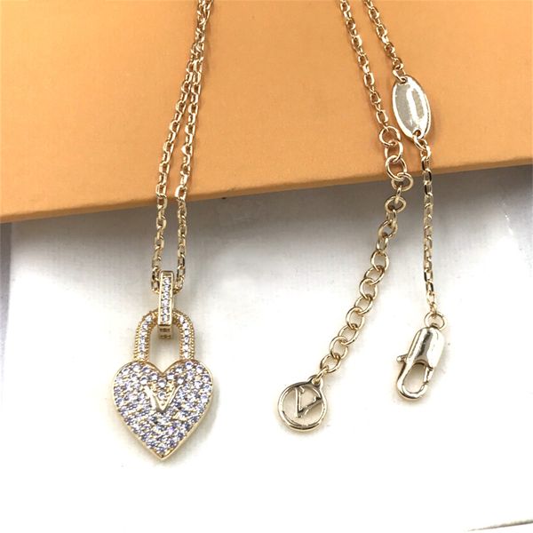 diamond heart letter pendant necklaces with box elegant exquisite charm jewelry outdoor party wedding necklace women rhinestone trendy chain, Silver
diamond heart letter pendant necklaces with box elegant exquisite charm jewelry outdoor party wedding necklace women rhinestone trendy chain, Silver