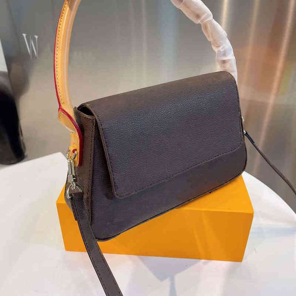evening bags 2021 one-shoulder messenger bag fashion classic retro wild style high-end brand temperament casual large capacity h40
evening bags 2021 one-shoulder messenger bag fashion classic retro wild style high-end brand temperament casual large capacity h40