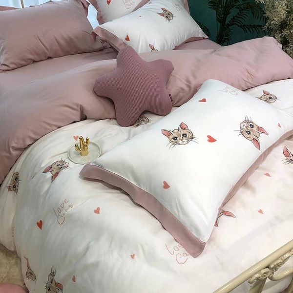 bedding sets 2021 satin silk cartoon cat pattern set home textile double bed big high end down quilt cover
bedding sets 2021 satin silk cartoon cat pattern set home textile double bed big high end down quilt cover