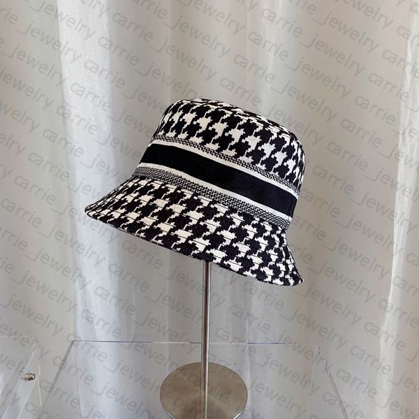 classic fashion bucket hat spring hats full plaid letter print cap design for man woman 5 colors quality, Blue;gray
classic fashion bucket hat spring hats full plaid letter print cap design for man woman 5 colors quality, Blue;gray