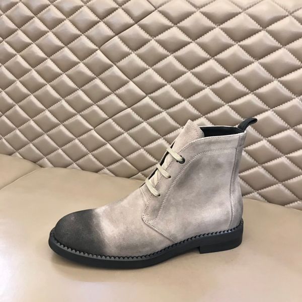 2021 new autumn and winter men's shoes designer fashion luxury rubber brand lace-up ankle boots, Red;white
2021 new autumn and winter men's shoes designer fashion luxury rubber brand lace-up ankle boots, Red;white