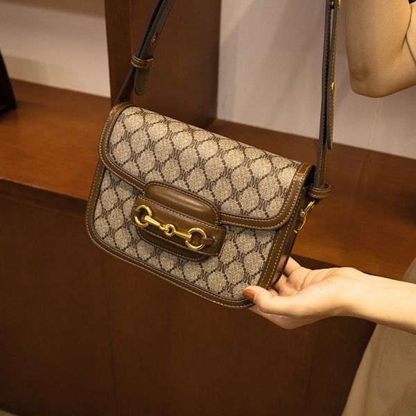leather bag women's summer new saddle underarm fashion small square single shoulder messenger bag designer handbags
leather bag women's summer new saddle underarm fashion small square single shoulder messenger bag designer handbags