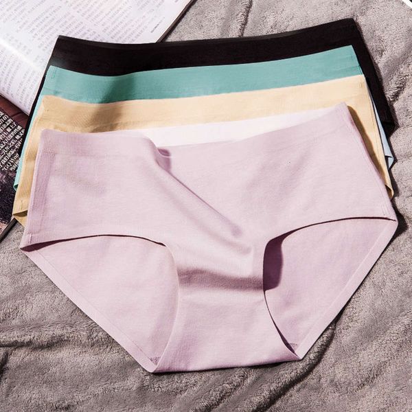 panties seamless ice silk underwear women's one piece medium waist large size briefs, Black;pink
panties seamless ice silk underwear women's one piece medium waist large size briefs, Black;pink