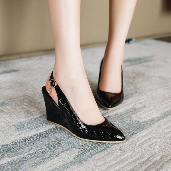 dress shoes spring large women's pointed baotou slope heel sandals bright surface patent leather high heels versatile work, Black
dress shoes spring large women's pointed baotou slope heel sandals bright surface patent leather high heels versatile work, Black