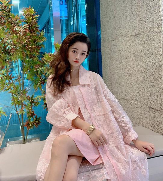 women's trench coats 2021 autumn pink lace coat two-piece big-brand fairy-style embroidered sunscreen clothing windbreaker, Tan;black
women's trench coats 2021 autumn pink lace coat two-piece big-brand fairy-style embroidered sunscreen clothing windbreaker, Tan;black