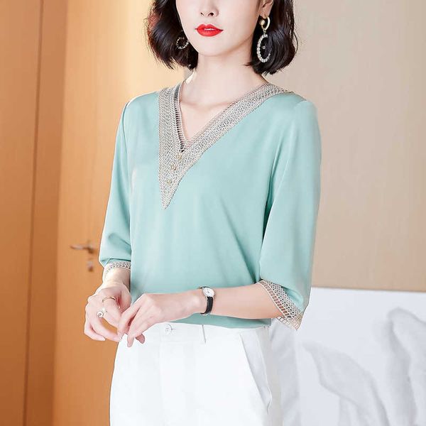 summer fashion blouses small shirt's loose chiffon embroidery v-neck blouse plus size ol womans and 210604, White
summer fashion blouses small shirt's loose chiffon embroidery v-neck blouse plus size ol womans and 210604, White