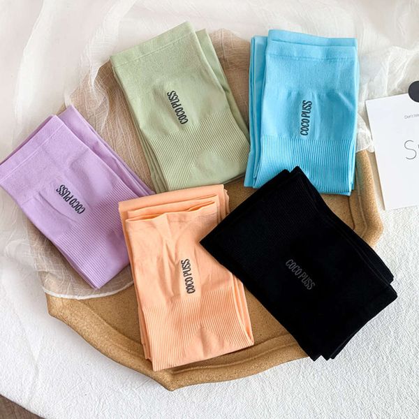 korean version simple solid color letter ice silk sleeve student couple sunshade and sunscreen outdoor driving
korean version simple solid color letter ice silk sleeve student couple sunshade and sunscreen outdoor driving