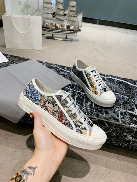 fashion men women designer casual ace shoes rivet bee sneakers with size 35--40 for sale lady shoe, Black
fashion men women designer casual ace shoes rivet bee sneakers with size 35--40 for sale lady shoe, Black
