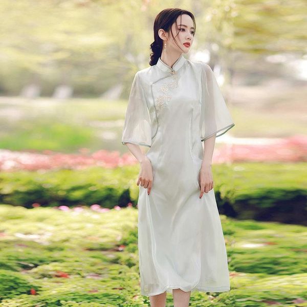 ethnic clothing chinese embroidery women flower cheongsam loose a-line vintage qipao vestidos mandarin collar party dress chiffon robe gown, Red
ethnic clothing chinese embroidery women flower cheongsam loose a-line vintage qipao vestidos mandarin collar party dress chiffon robe gown, Red