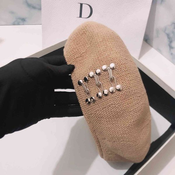 wu yifan's beret women's metal nail fine grass woven british painter's hat men's fashion black friday llm5
wu yifan's beret women's metal nail fine grass woven british painter's hat men's fashion black friday llm5