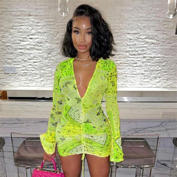 casual dresses women long sleeve see-through dress floral print deep v-neck with drawstring ruched female for daily wear, Black;gray
casual dresses women long sleeve see-through dress floral print deep v-neck with drawstring ruched female for daily wear, Black;gray