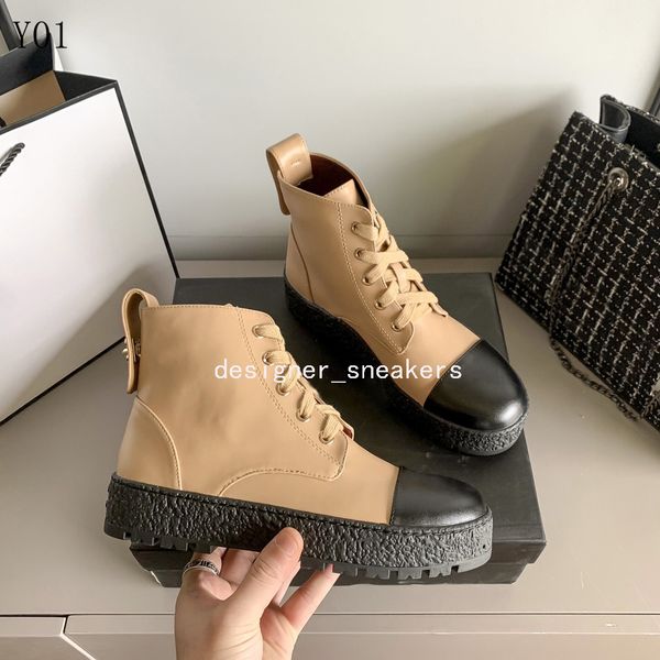 2021 luxury lady nude black ankle boots white black leather platform designer martin boot fashion winter shoes for womens with box
2021 luxury lady nude black ankle boots white black leather platform designer martin boot fashion winter shoes for womens with box