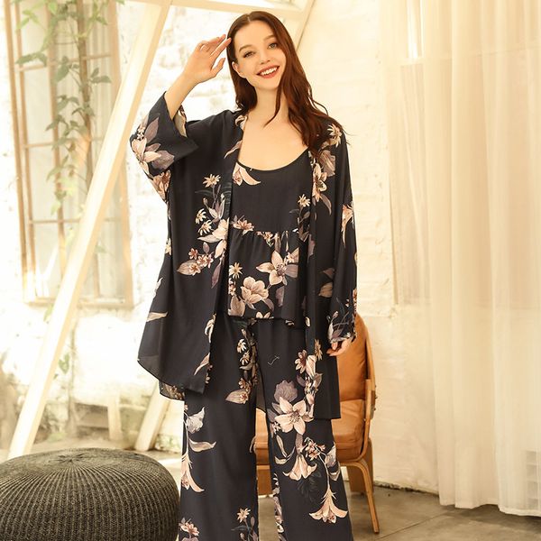 women's sleepwear women comfort soft loose rayon pajamas set elegant floral printed spring and autumn new ladies homewear tender c, Black;red
women's sleepwear women comfort soft loose rayon pajamas set elegant floral printed spring and autumn new ladies homewear tender c, Black;red
