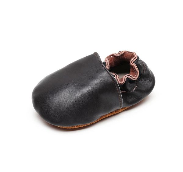 first walkers genuine leather handmade baby moccasins solid color booties soft sole crib shoes slip on infant footwears
first walkers genuine leather handmade baby moccasins solid color booties soft sole crib shoes slip on infant footwears