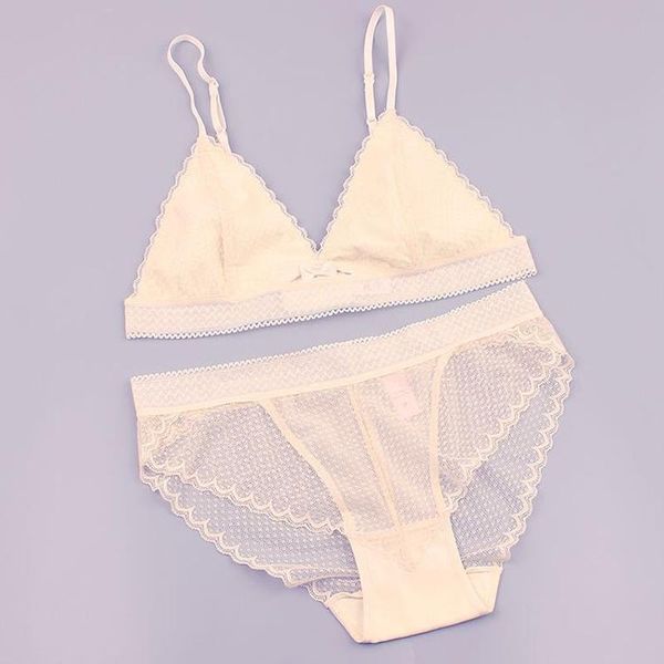 bras sets 2021 delicate lace bra & briefs for women thin cup high waist ladies brassiere underwear set lingerie intimates, Red;black 
bras sets 2021 delicate lace bra & briefs for women thin cup high waist ladies brassiere underwear set lingerie intimates, Red;black