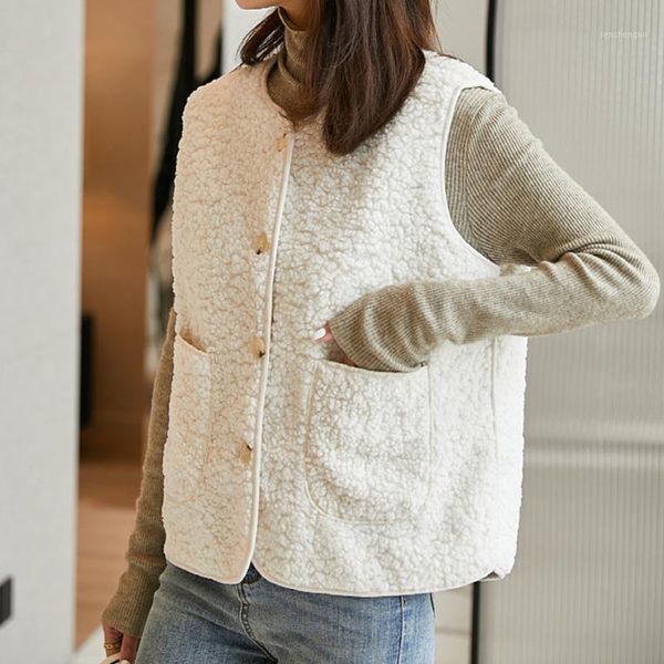 women's vests fleece sleeveless buttons solid white o-neck single breasted female waistcoat autumn pockets ladies vest, Black;white
women's vests fleece sleeveless buttons solid white o-neck single breasted female waistcoat autumn pockets ladies vest, Black;white