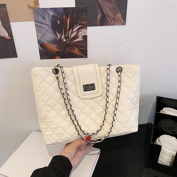 womens bag 2021 new trendy handbag fashion shoulder messenger bag internet celebrity rhombus chain womens tote bag
womens bag 2021 new trendy handbag fashion shoulder messenger bag internet celebrity rhombus chain womens tote bag