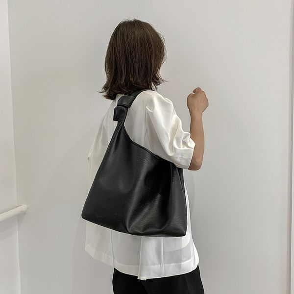 women classic cartoon bag chains shoulder bags luxurys designers handbags fashion cross body handbag clutch purses wallet temperament letter
women classic cartoon bag chains shoulder bags luxurys designers handbags fashion cross body handbag clutch purses wallet temperament letter