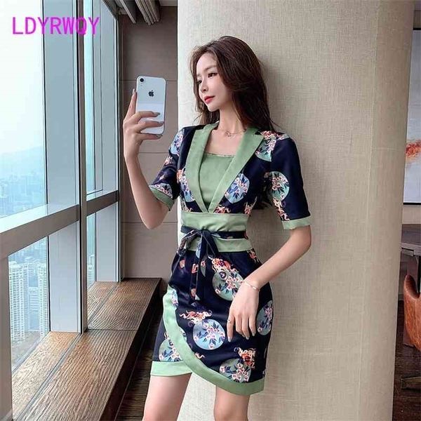 ldyrwqy summer slim fashion temperament kimono dress office lady knee-length regular turn-down collar 210416, Black;gray
ldyrwqy summer slim fashion temperament kimono dress office lady knee-length regular turn-down collar 210416, Black;gray