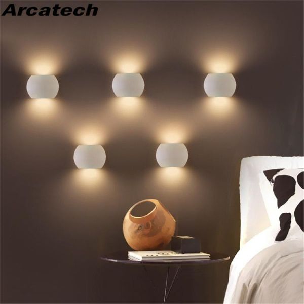 wall lamp 6w led light indoor bedroom bedside decoration outdoor waterproof ip65 porch garden lighting aluminum nr-292
wall lamp 6w led light indoor bedroom bedside decoration outdoor waterproof ip65 porch garden lighting aluminum nr-292