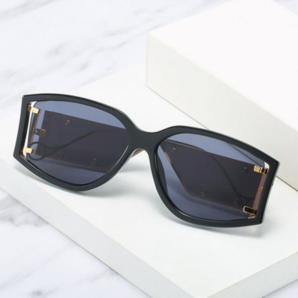 sunglasses 2021 net celebrity same style big frame sun glasses european and american trend personality wooden nail side lens, White;black
sunglasses 2021 net celebrity same style big frame sun glasses european and american trend personality wooden nail side lens, White;black