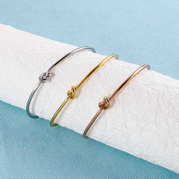 fashion wire bracelets stainless steel round weave bracelets jewelry for women men q0717, Black
fashion wire bracelets stainless steel round weave bracelets jewelry for women men q0717, Black